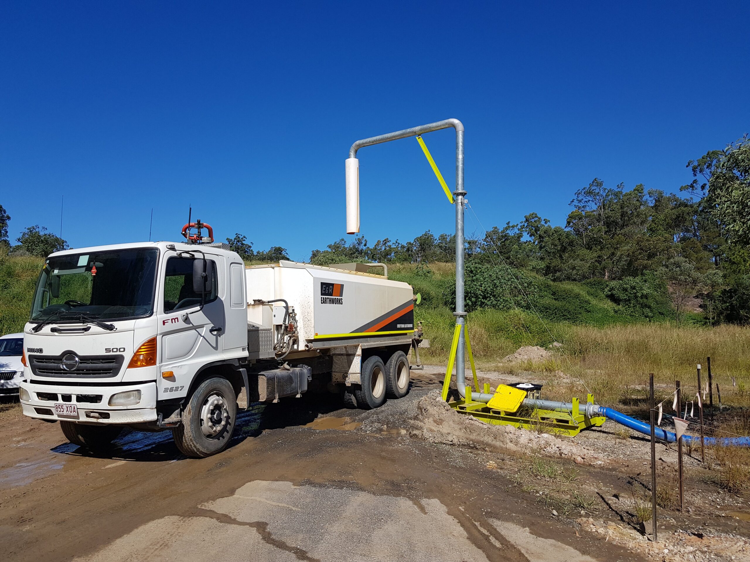 Truck fill standpipe